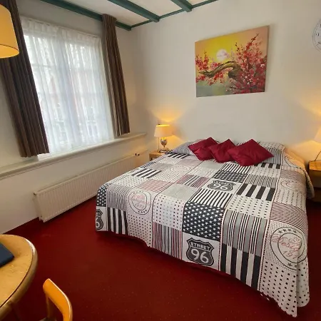 מלון & Restaurant De Fortuna 3*