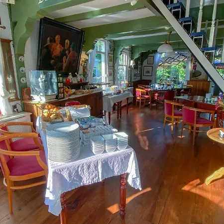 מלון & Restaurant De Fortuna 3*