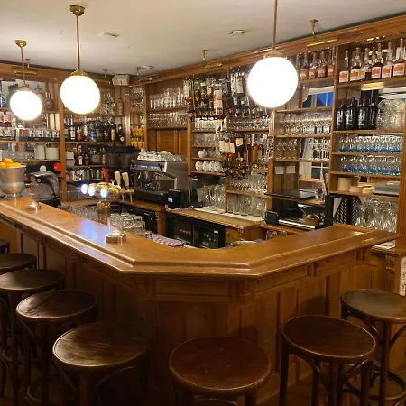 מלון & Restaurant De Fortuna אדם