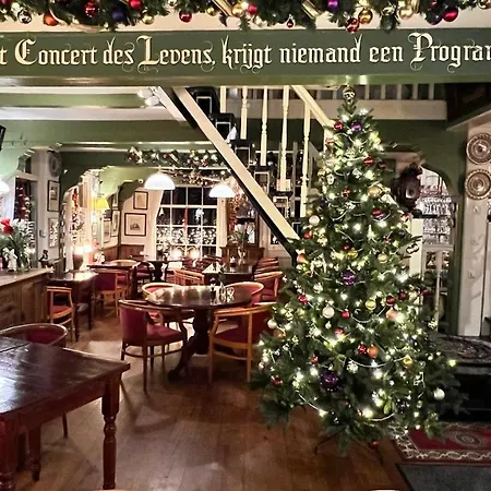 & Restaurant De Fortuna אדם