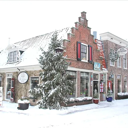 & Restaurant De Fortuna מלון